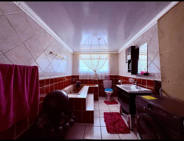 3 BEDROOM HOUSE FOR SALE IN BRENTHURST